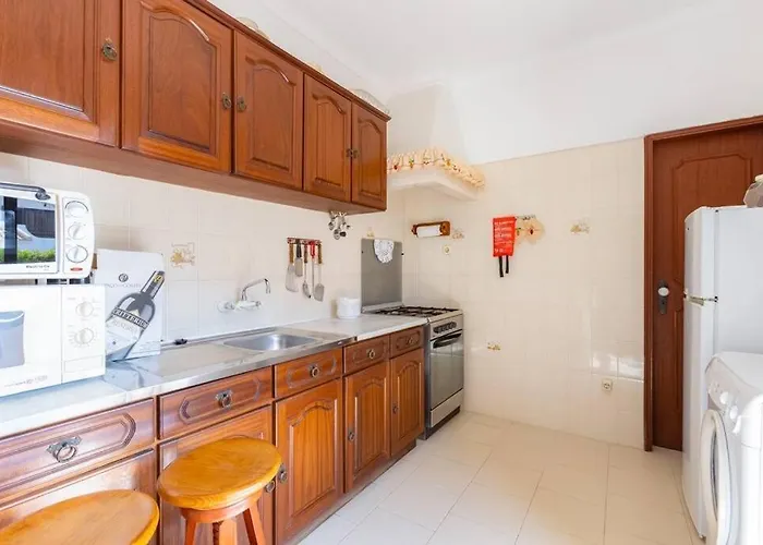 Rosado - Moradia 6 Com Ac, Jardim A 5 Min Do Centro De Casa de Férias *